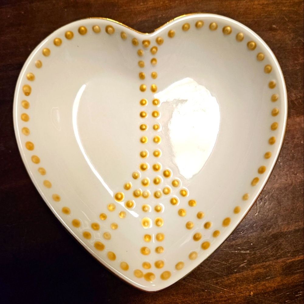 Pottery barn trinket dish